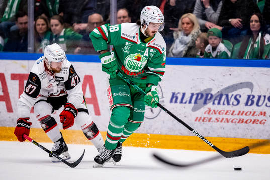 Malmö Redhawks Joakim Ryan och Rögles Dennis Everberg