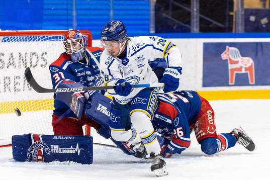 Oskarshamns målvakt Tim Juel och Leksands Justin Kloos