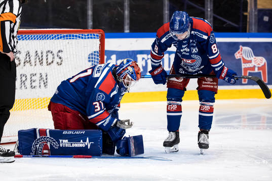 målvakt Tim Juel och Fredrik Olofsson