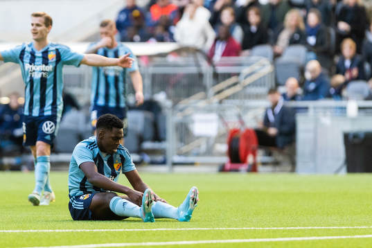 Djurgårdens Emmanuel Banda deppar