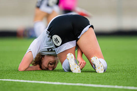 Sara Kanutte Sørensen Fornes of Rosenborg in pain