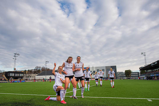 Sara Kanutte Sørensen Fornes of Rosenborg celebrates