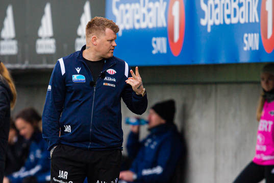 John Arne Riise, head coach of Avaldnes