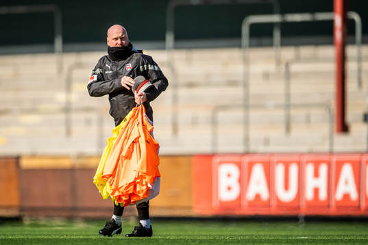 Rosengårds assisterande tränare Joel Kjetselberg