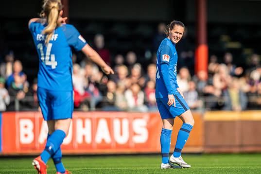 Eskilstunas Noor Hoelsbrekken Eckhoff och Felicia Rogic