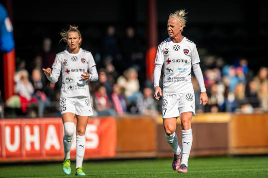 Rosengårds Emma Berglund och Caroline Seger