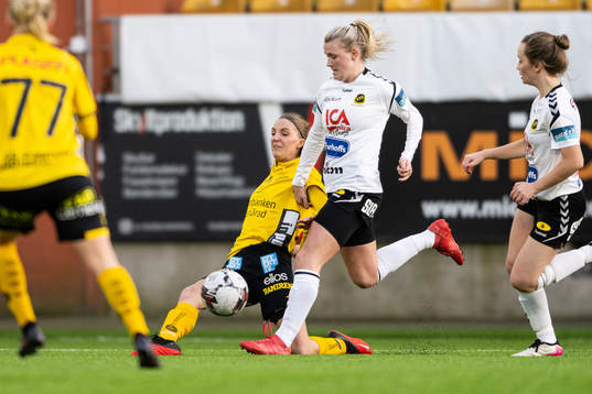 Elfsborgs Tilda Brodén och Skultorps Matilda Andersson