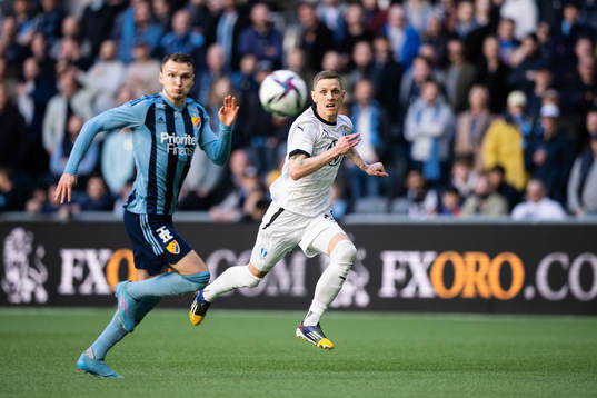 Djurgårdens Piotr Johansson och Malmö FFs Sören Rieks