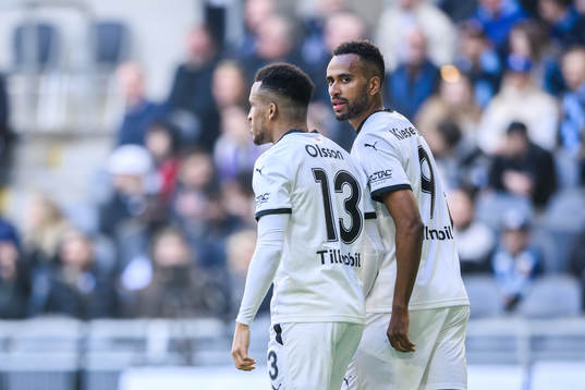 Malmö FFs Isaac Kiese Thelin (th) jublar