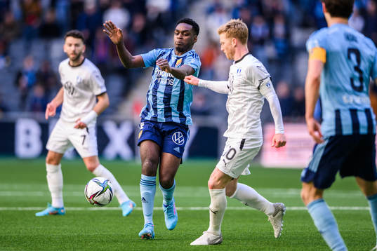 Djurgårdens Joel Asoro och Malmö FFs Anders Christiansen