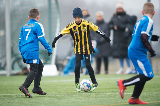 i träningsmatchen för pojkar födda 2011 mellan IFK