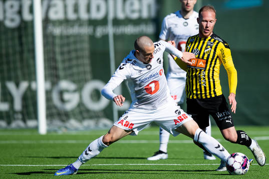 Odds Milan Jevtovic och Häckens Mikkel Rygaard Jensen