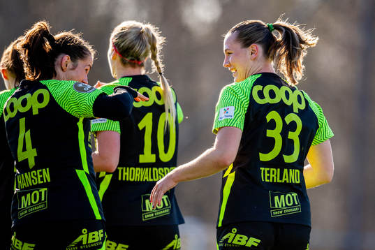 Elisabeth Terland of Brann celebrates with teammate Tuva