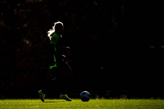 The silhouette of Guro Bergsvand of Brann