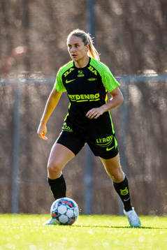 Lisa Fjeldstad Naalsund of Brann