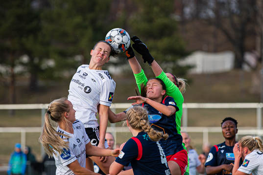Ina Kamilla Lundereng Vårhus of Rosenborg and goalkereper