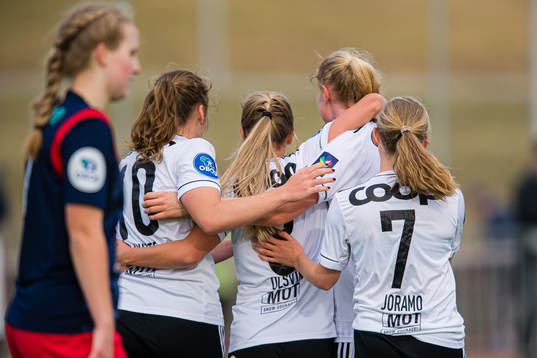 Maria Olsvik of Rosenborg celebrates