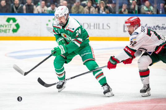 Rögles Marco Kasper och Frölundas Patrik Carlsson