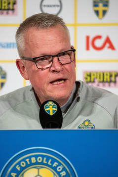 Head coach Janne Andersson of Sweden