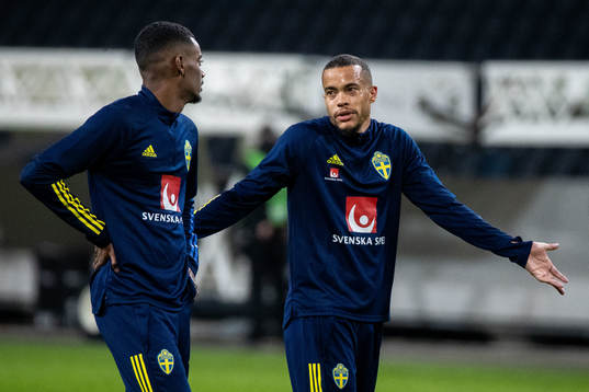 Alexander Isak and Robin Quaison of the Swedish national