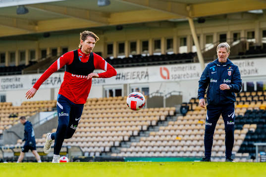 Stefan Strandberg and Kent Bergersen, assistant coach of