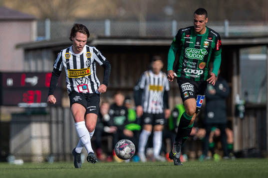 Landskronas Filip Ottosson och Varbergs Simon Karlsson Adjei