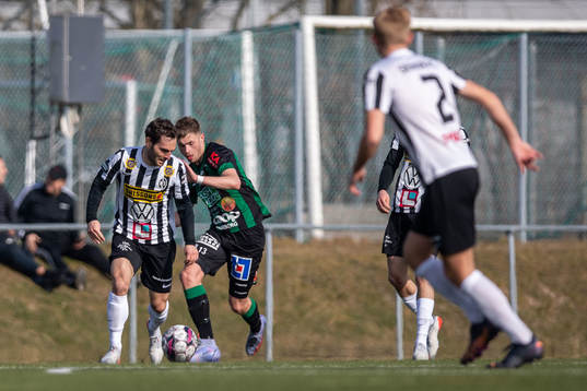 Landskronas Alexander Tkacz och Varbergs Oliver Alfonsi