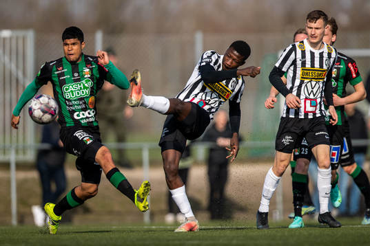 Varbergs Eliton Pardinho Toreta Junior och Landskronas