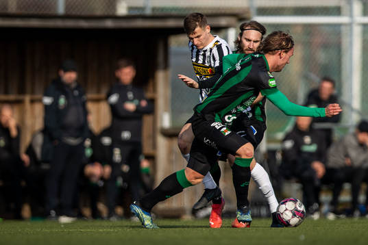 Varbergs Oskar Svensson och Robin Dzabic