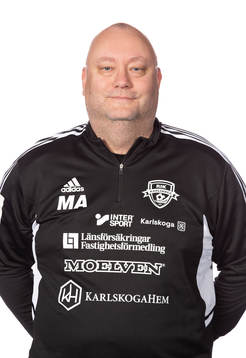 Rävåsens Tränare, Mattias Ahlberg