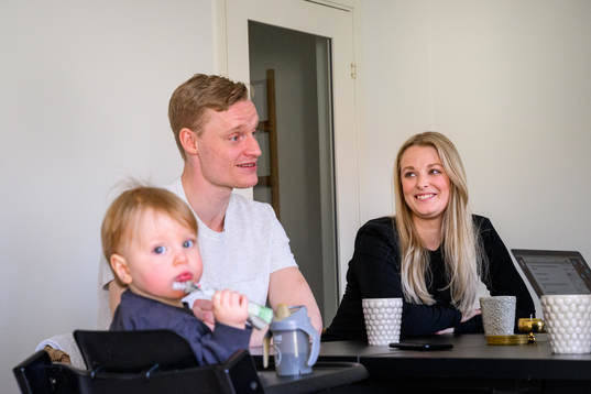 Matilda Schultz, Anton Bengtsson och sonen Noel när de