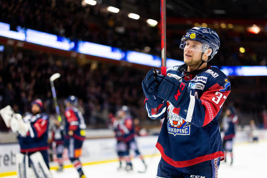 Linköpings Jesper Pettersson jublar