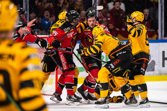 Luleås Oscar Engsund och Skellefteås Petter Granberg