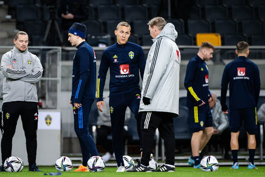 Ludwig Augustinsson and assistant coach Peter Wettergren of