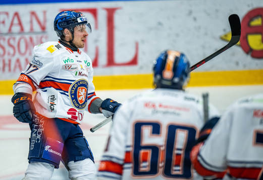 Växjös Emil Forslund jublar