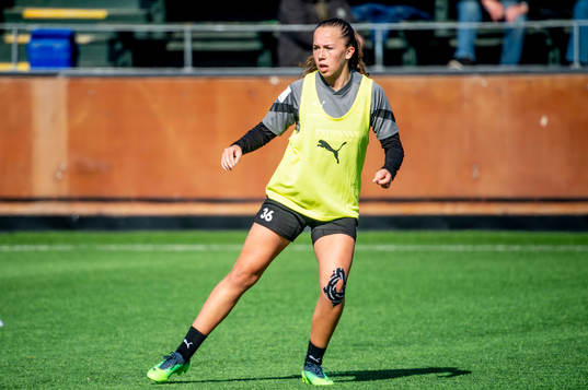 Athinna Persson Lundgren