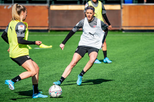 Charlotte Grant och Olivia Schough