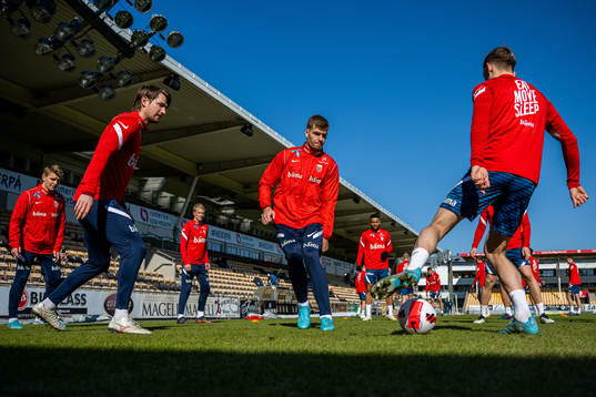 Stefan Strandberg and Alexander Sørloth of the Norwegian