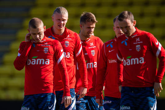 Erling Braut Haaland and players of the Norwegian national