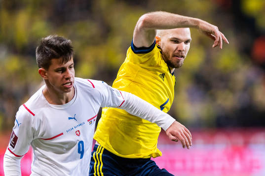 Adam Hlozek of Czech Republic and Marcus Danielson of Sweden