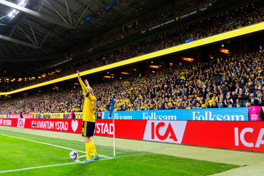 Emil Forsberg of Sweden