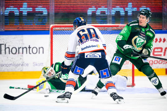 Färjestads målvakt Dominik Furch och Mattias Göransson
