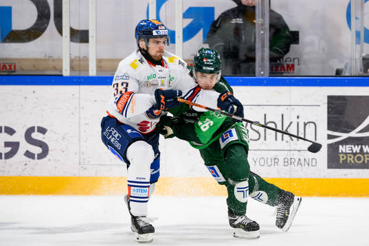 Växjös Julius Nättinen och Färjestads Joel Nyström