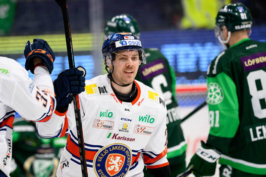 Växjös Joel Kellman jublar