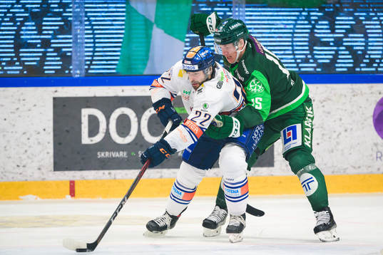 Växjös Tobias Rieder och Färjestads Gustav Rydahl