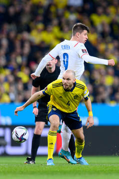 Adam Hlozek of Czech Republic and Marcus Danielson of Sweden