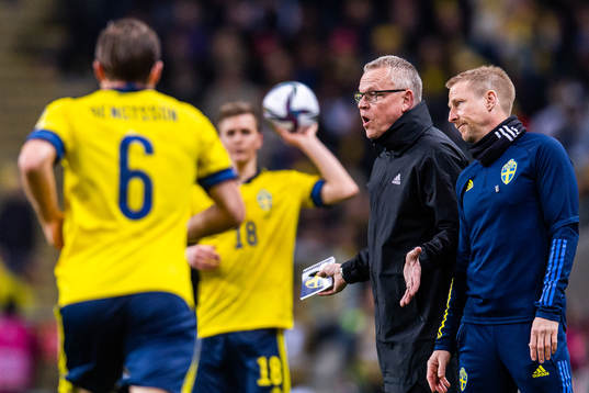 head coach Janne Andersson of Sweden reacts