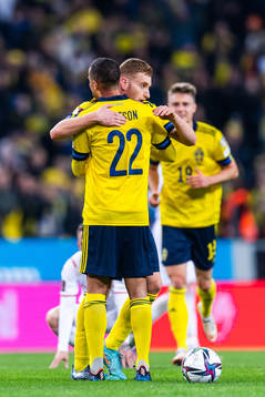 Dejan Kulusevski and Robin Quaison of Sweden celebrate