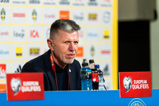 head coach Jaroslav Šilhavý of Czech Republic
