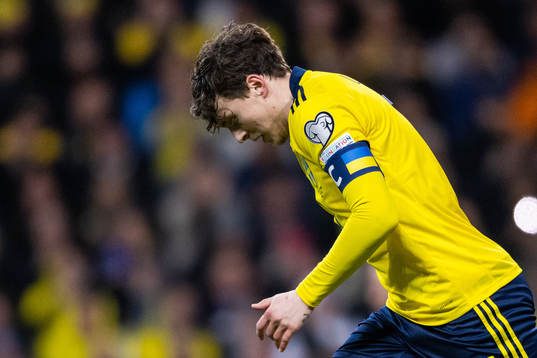 Victor Lindelöf of Sweden with the captains arm band in
